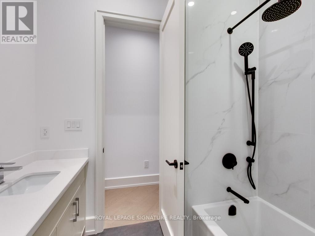 Upper - 357 Dovercourt Road, Toronto, Ontario  M6J 3E5 - Photo 16 - C12700252