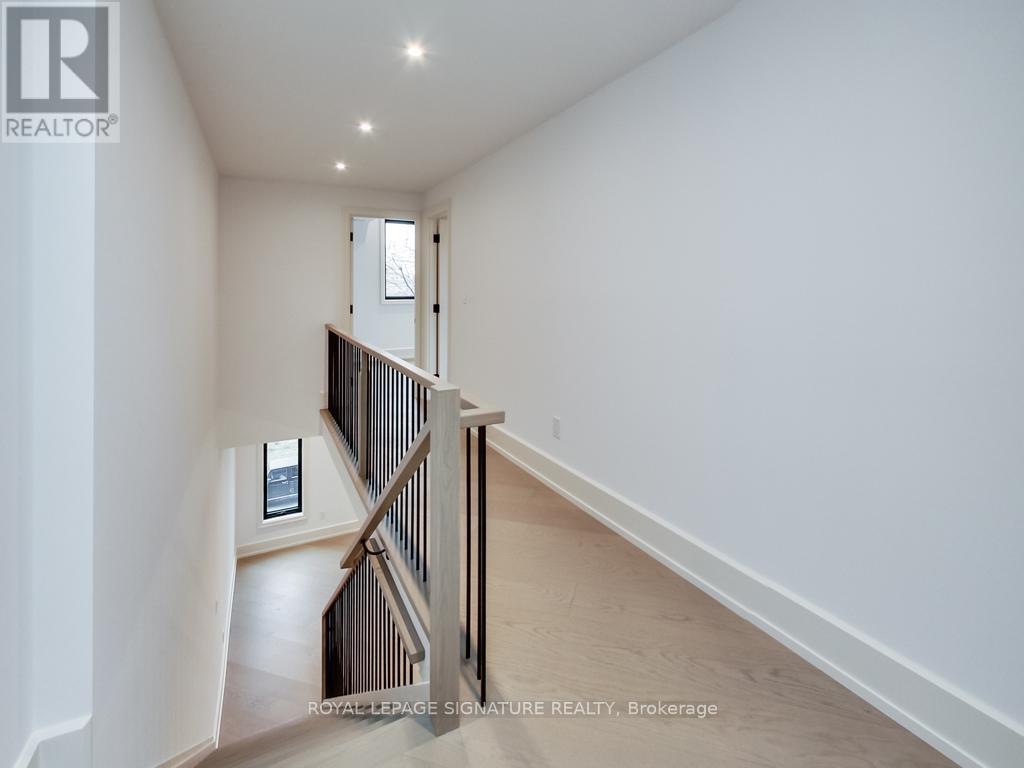 Upper - 357 Dovercourt Road, Toronto, Ontario  M6J 3E5 - Photo 20 - C12700252