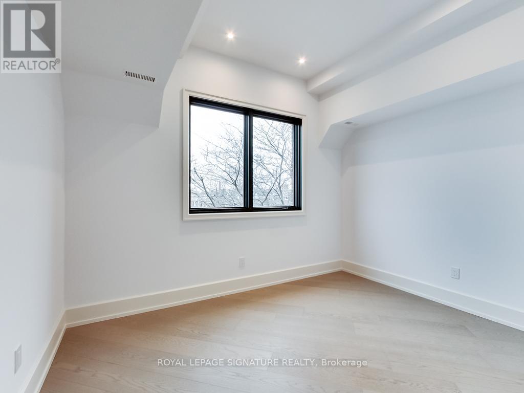Upper - 357 Dovercourt Road, Toronto, Ontario  M6J 3E5 - Photo 30 - C12700252