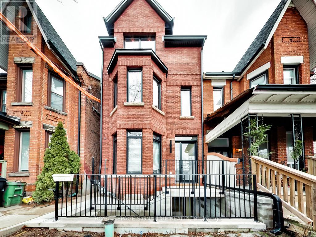 Upper - 357 Dovercourt Road, Toronto, Ontario  M6J 3E5 - Photo 35 - C12700252