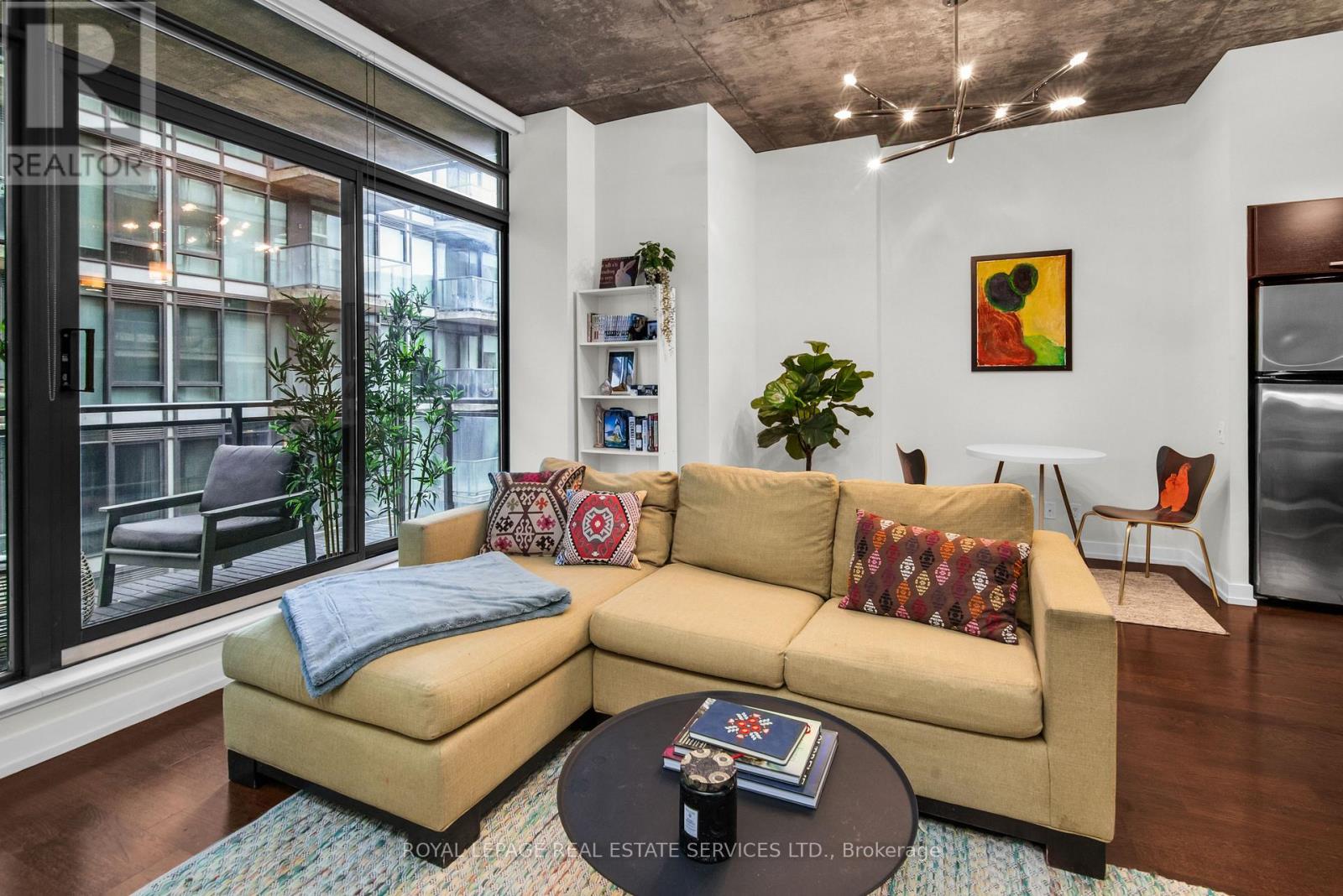 409 - 10 Morrison Street, Toronto, Ontario  M5V 2T8 - Photo 17 - C12700280