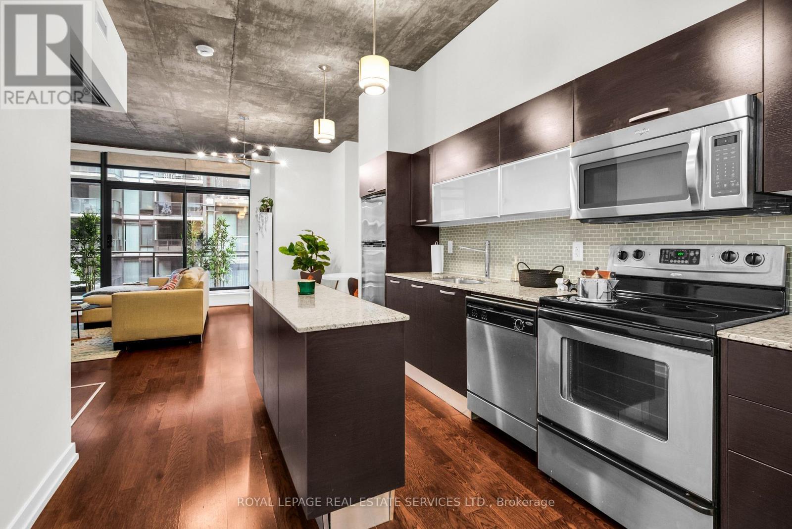 409 - 10 Morrison Street, Toronto, Ontario  M5V 2T8 - Photo 8 - C12700280