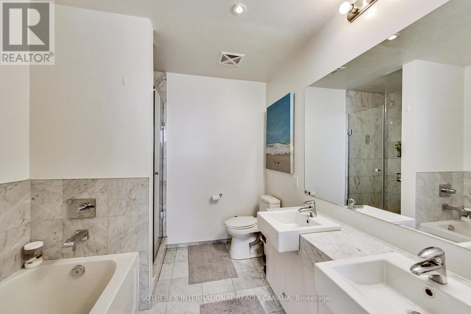 5504 - 8 The Esplanade, Toronto, Ontario  M5E 0A6 - Photo 23 - C12700282