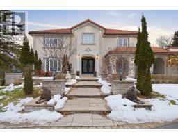 10 BUNTING COURT, Pickering, Ontario