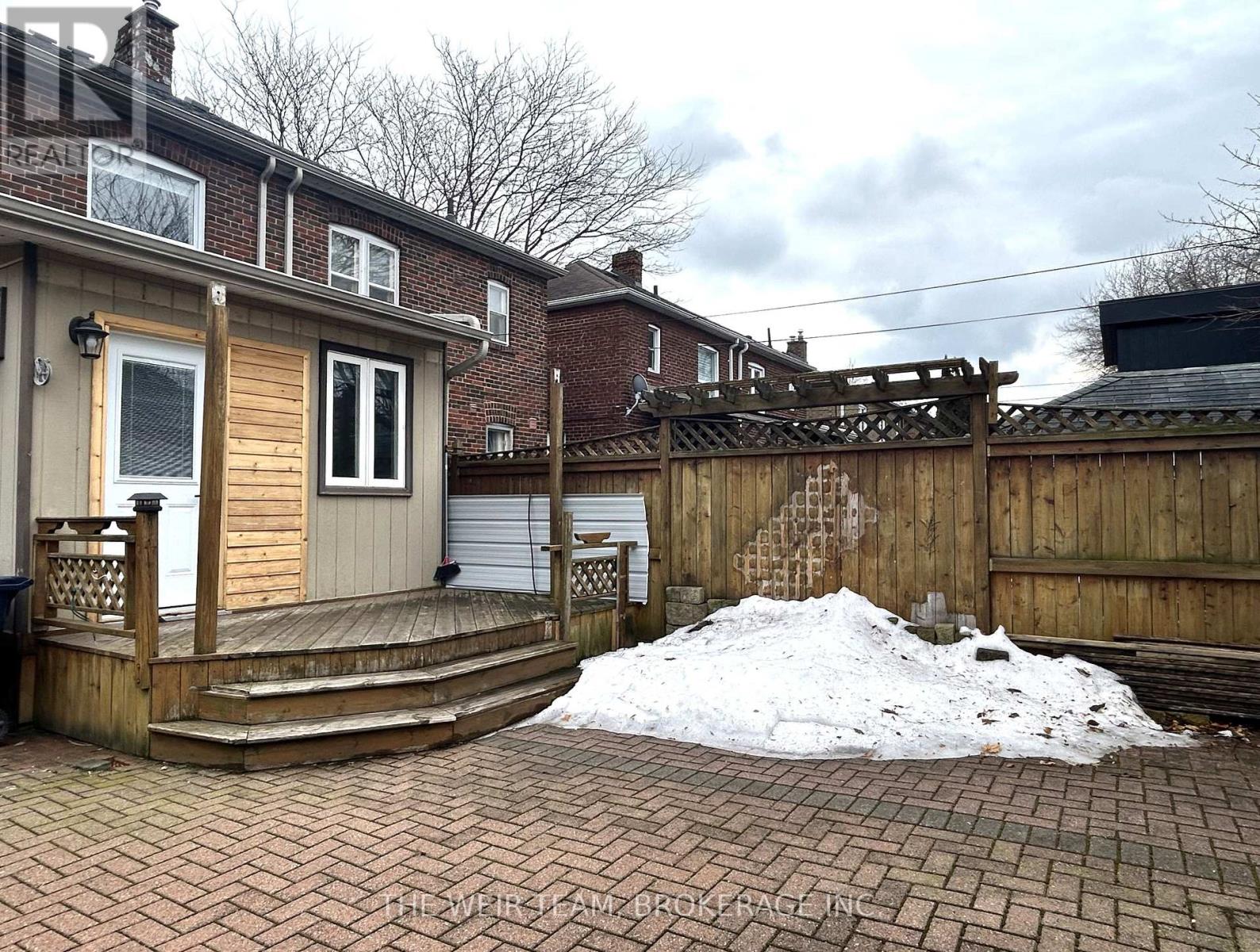 Main & 2nd Floor - 92 Highfield Road, Toronto, Ontario  M4L 2V1 - Photo 20 - E12700304