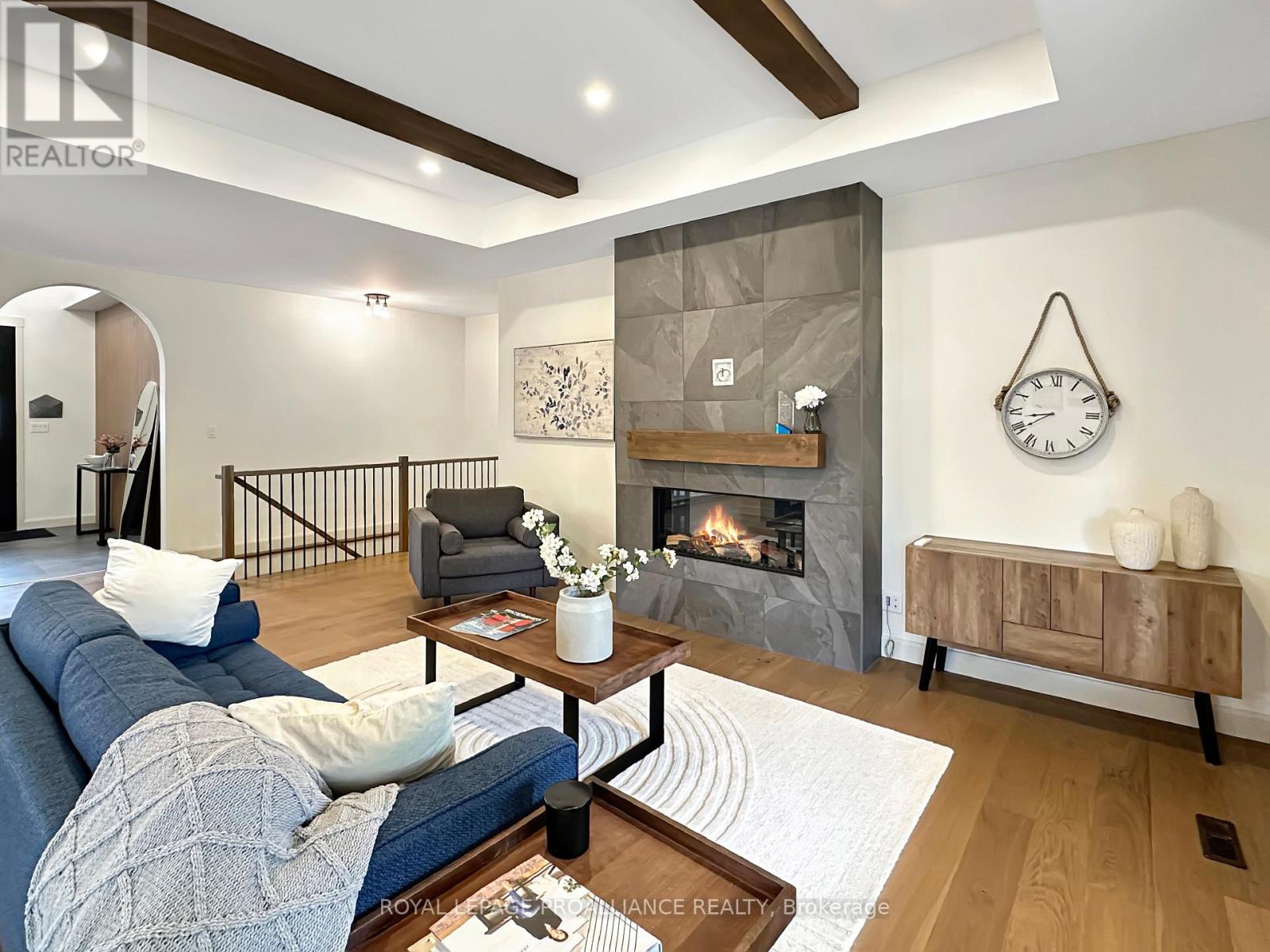 37 Deerview Drive, Quinte West, Ontario  K8V 5P4 - Photo 13 - X12538132