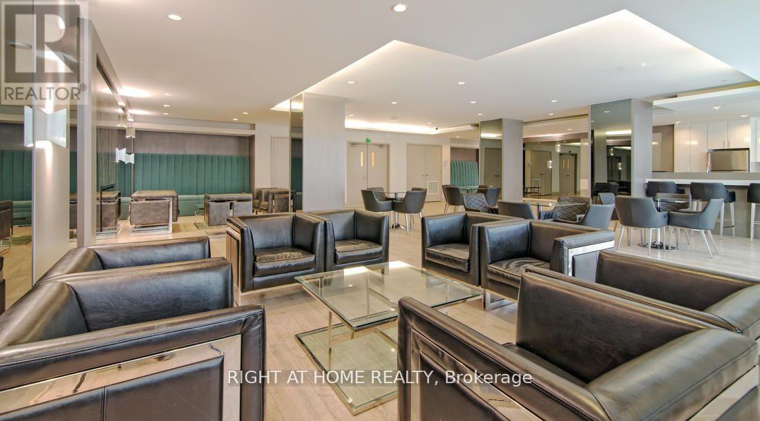 Ph-208 - 7167 Yonge Street, Markham, Ontario  L3T 0E1 - Photo 11 - N12700362