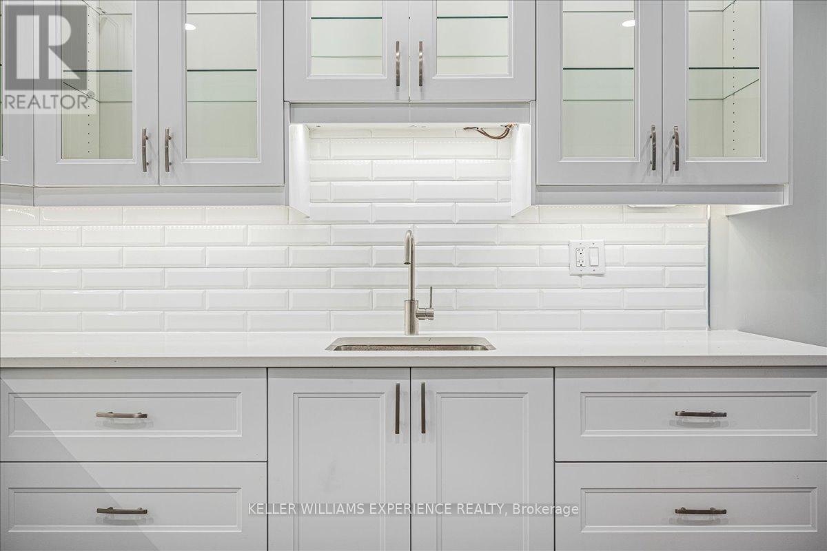 54 Eugenia Street, Barrie, Ontario  L4M 3T5 - Photo 48 - S12700328