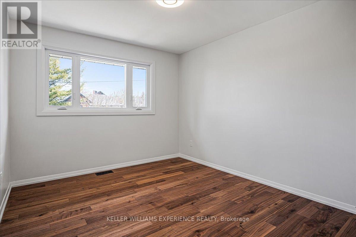 54 Eugenia Street, Barrie, Ontario  L4M 3T5 - Photo 29 - S12700376