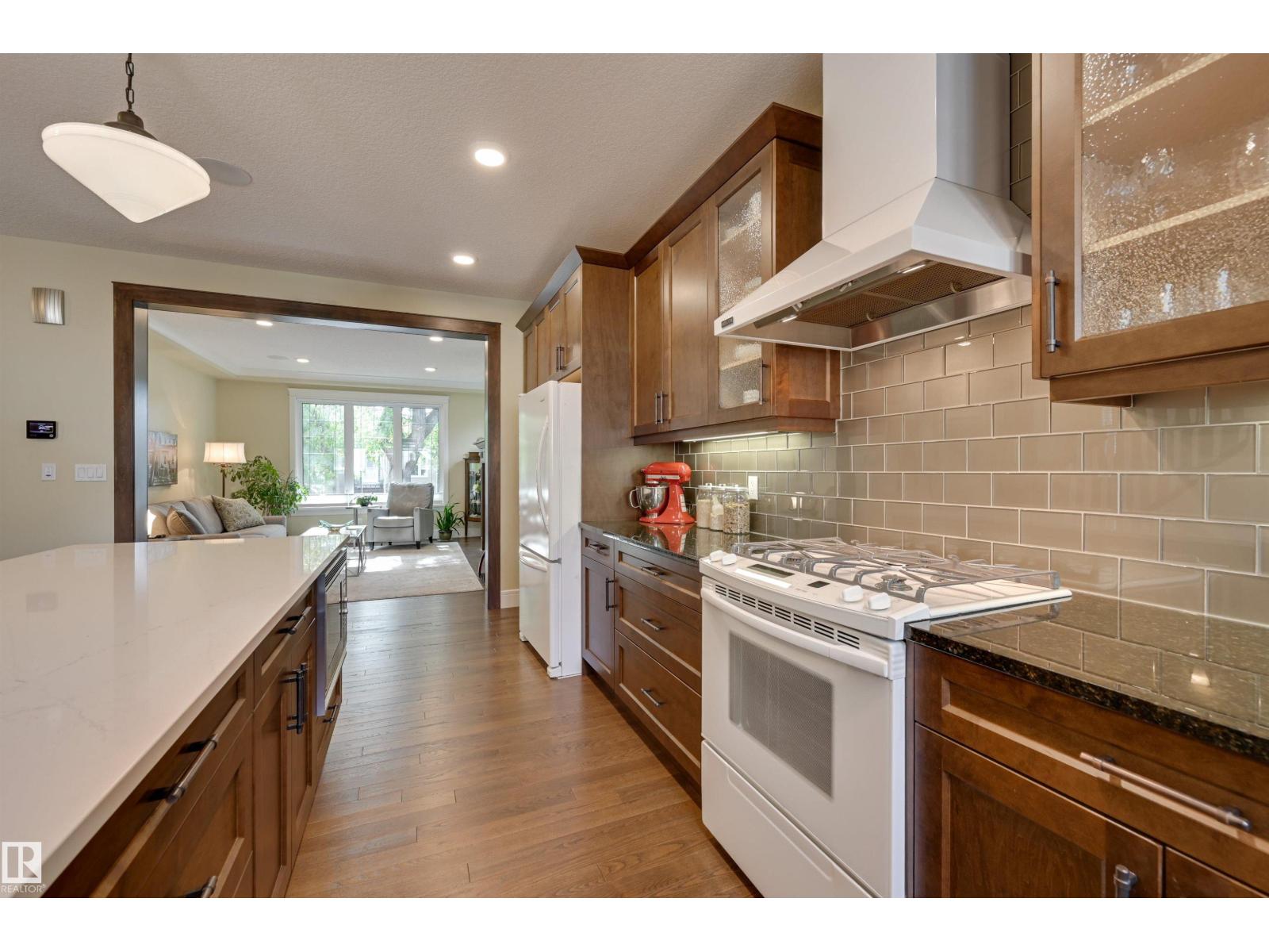 10810 74 Av Nw, Edmonton, Alberta  T6E 1G9 - Photo 15 - E4470110