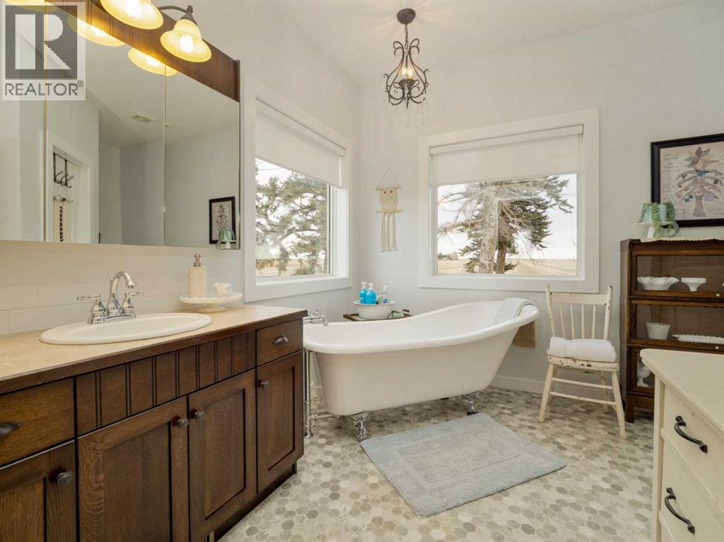 100049 Rr 184, Rural Taber, Alberta  T0K 2G0 - Photo 19 - A2277557