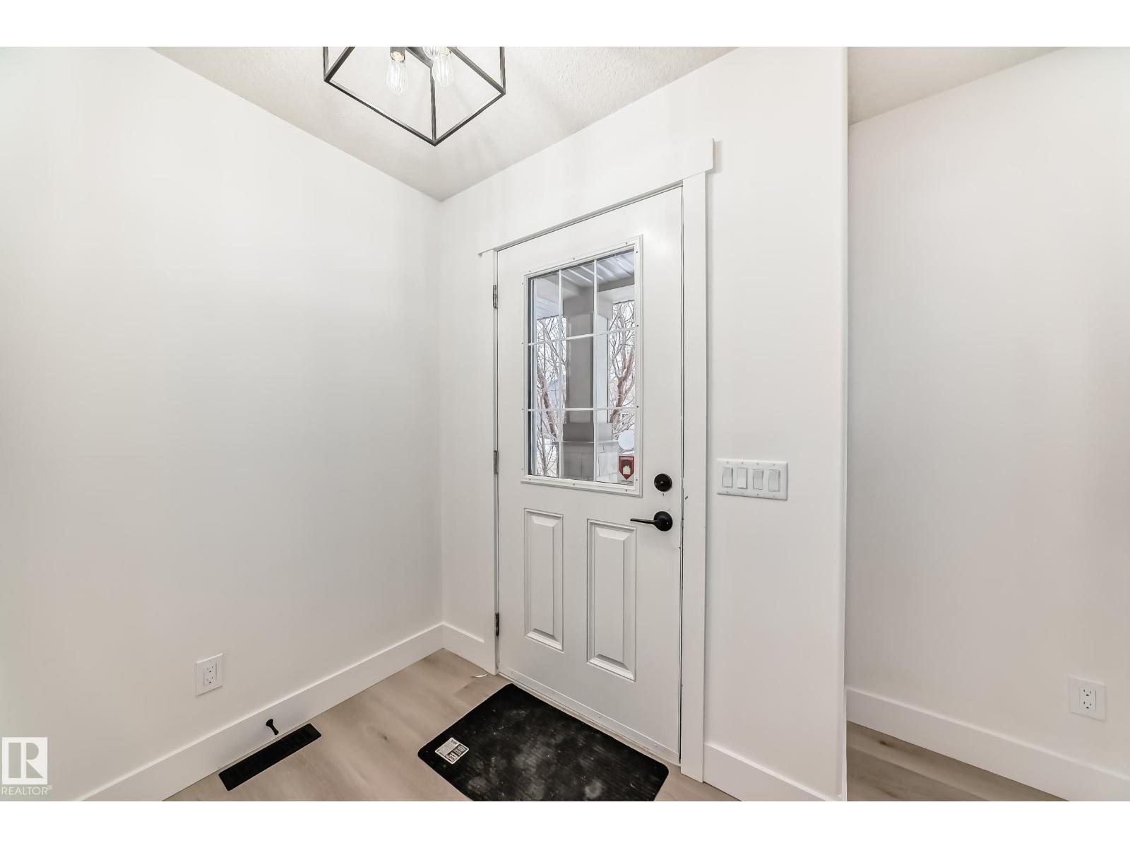 2123 32 St Nw, Edmonton, Alberta  T6T 0K4 - Photo 22 - E4470170