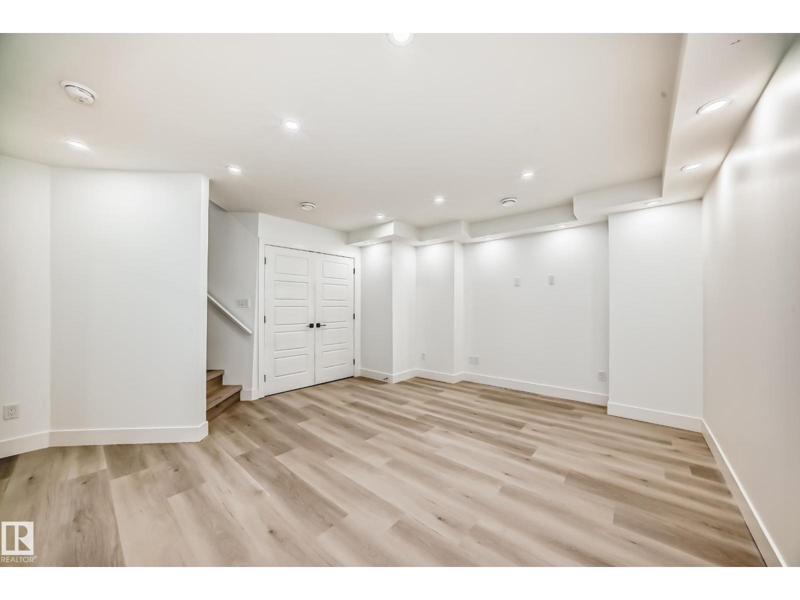 2123 32 St Nw, Edmonton, Alberta  T6T 0K4 - Photo 40 - E4470170