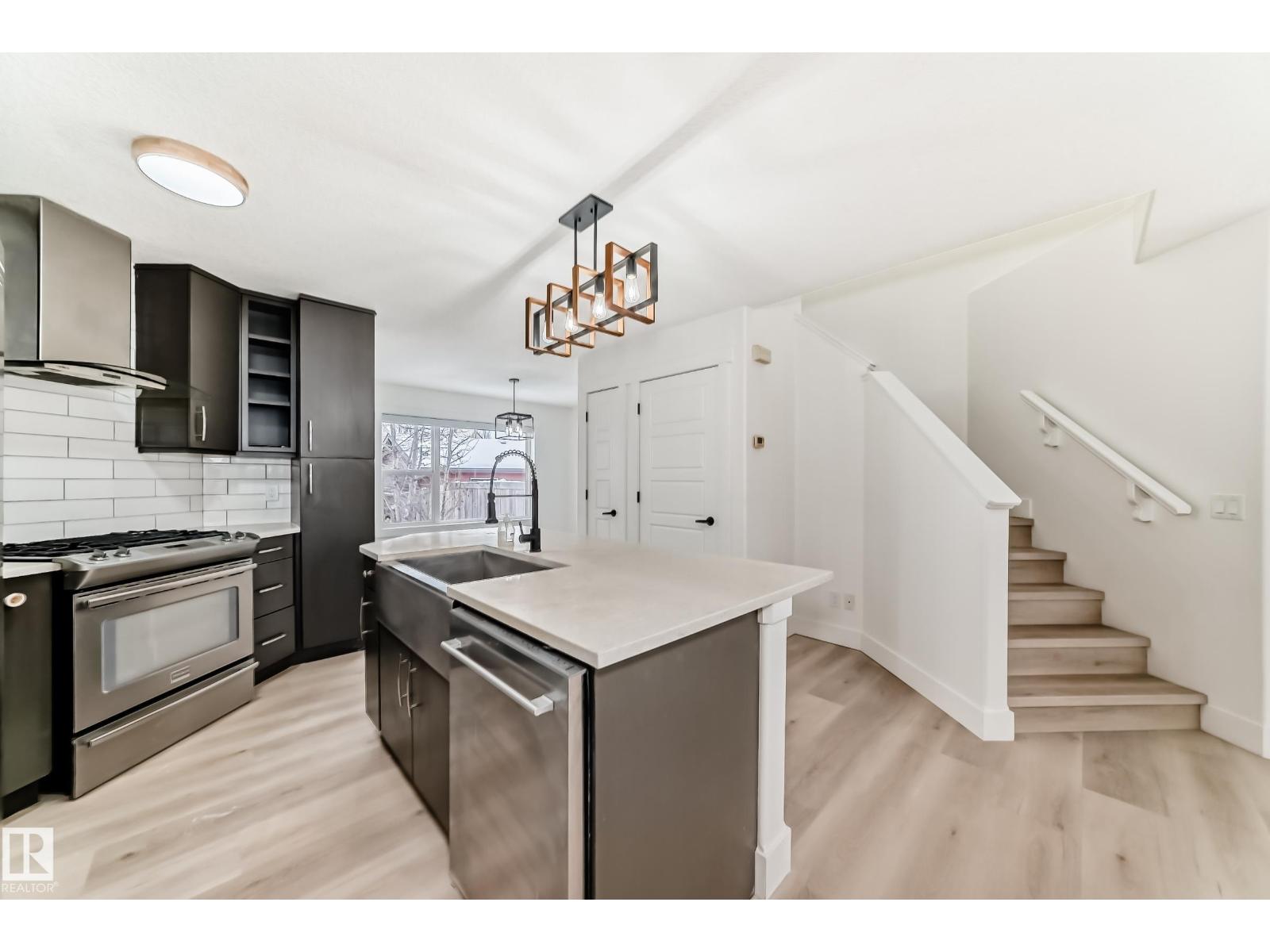 2123 32 St Nw, Edmonton, Alberta  T6T 0K4 - Photo 6 - E4470170