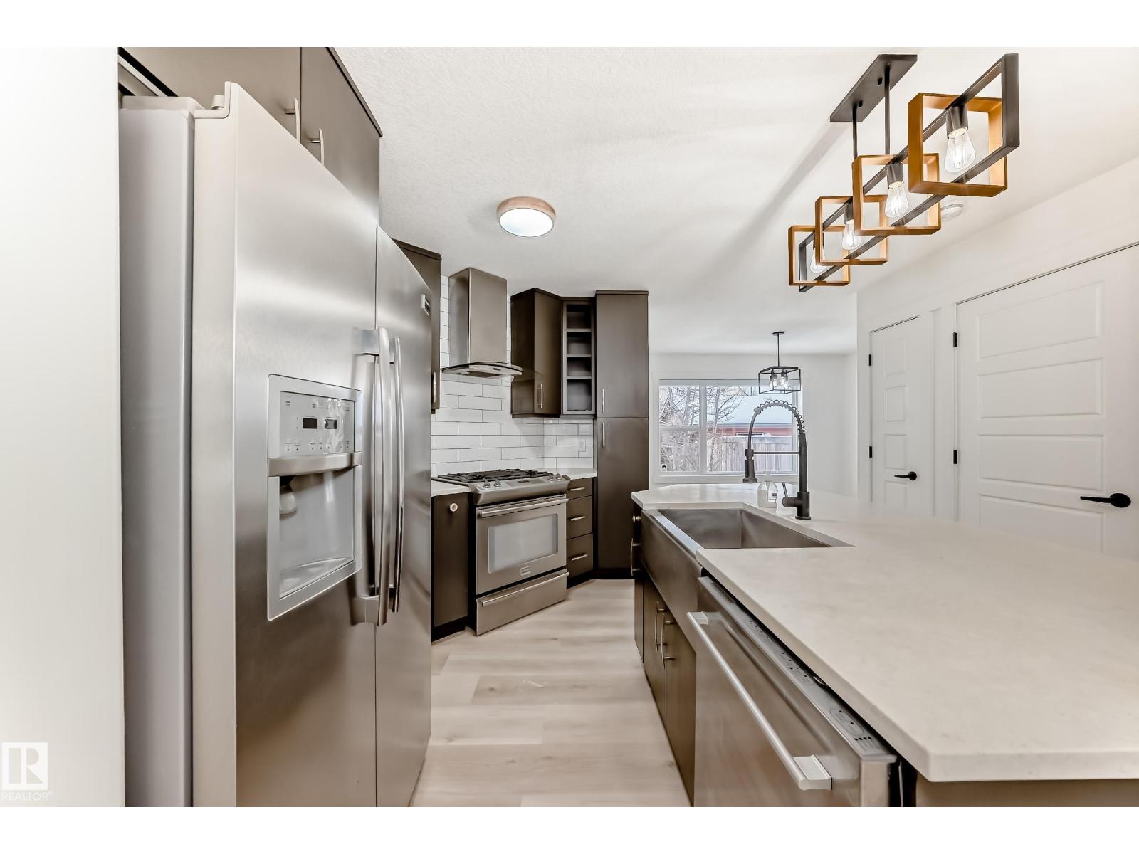 2123 32 St Nw, Edmonton, Alberta  T6T 0K4 - Photo 7 - E4470170