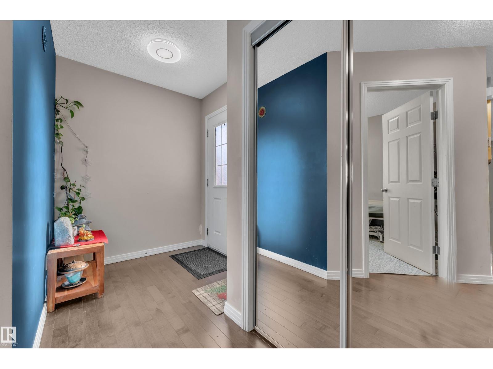 5516 5 Av Sw, Edmonton, Alberta  T6X 1R9 - Photo 5 - E4470174