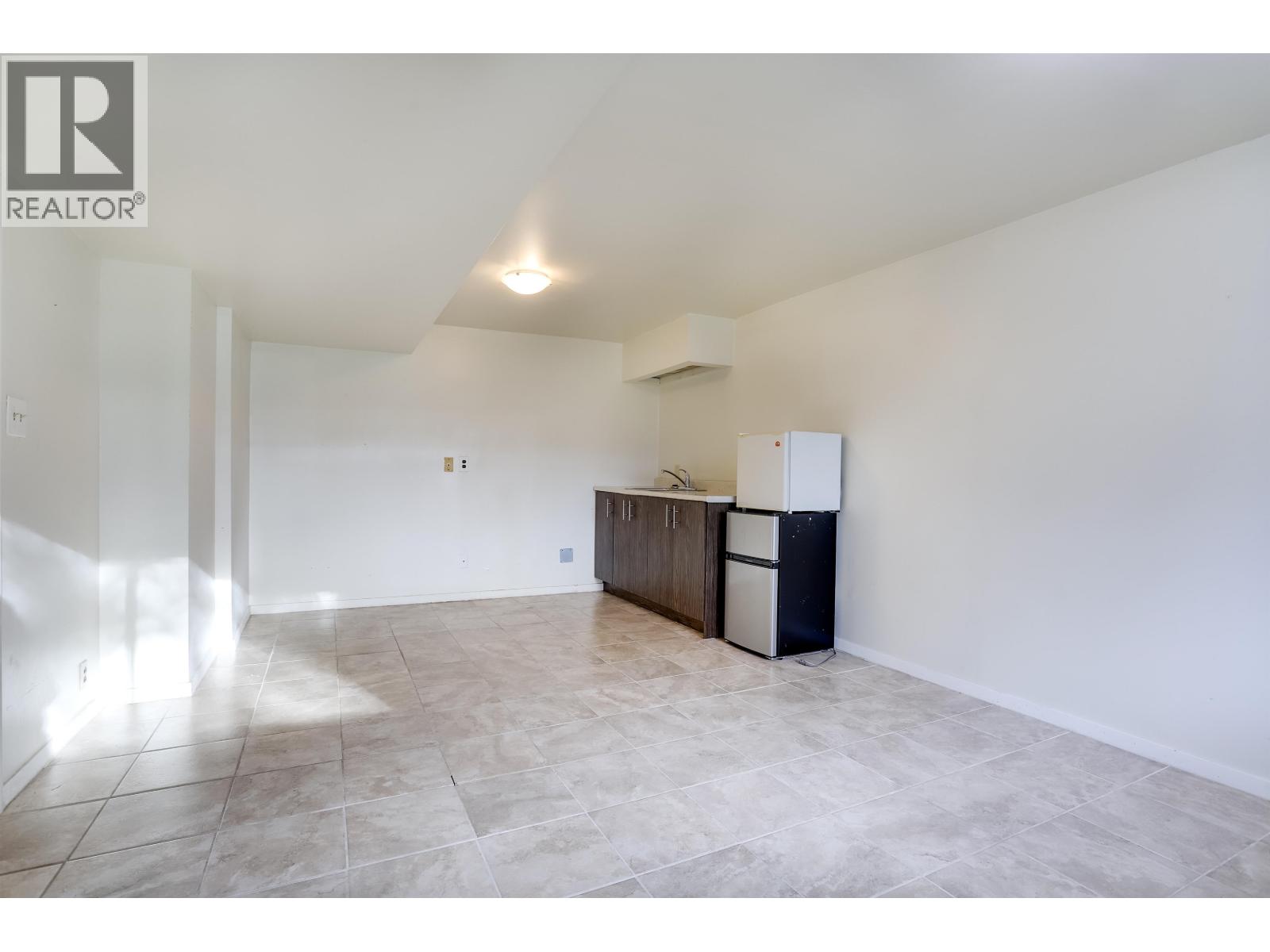 2579 E Pender Street, Vancouver, British Columbia  V5K 2B4 - Photo 25 - R3079855