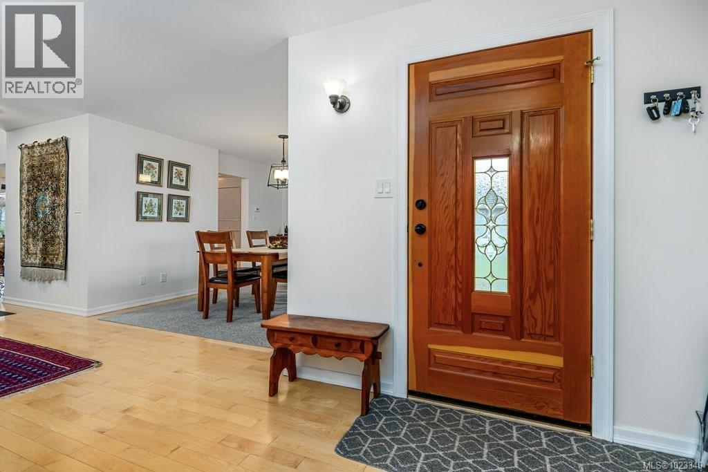 971 Crown Isle Dr, Courtenay, British Columbia  V9N 8R6 - Photo 3 - 1023340