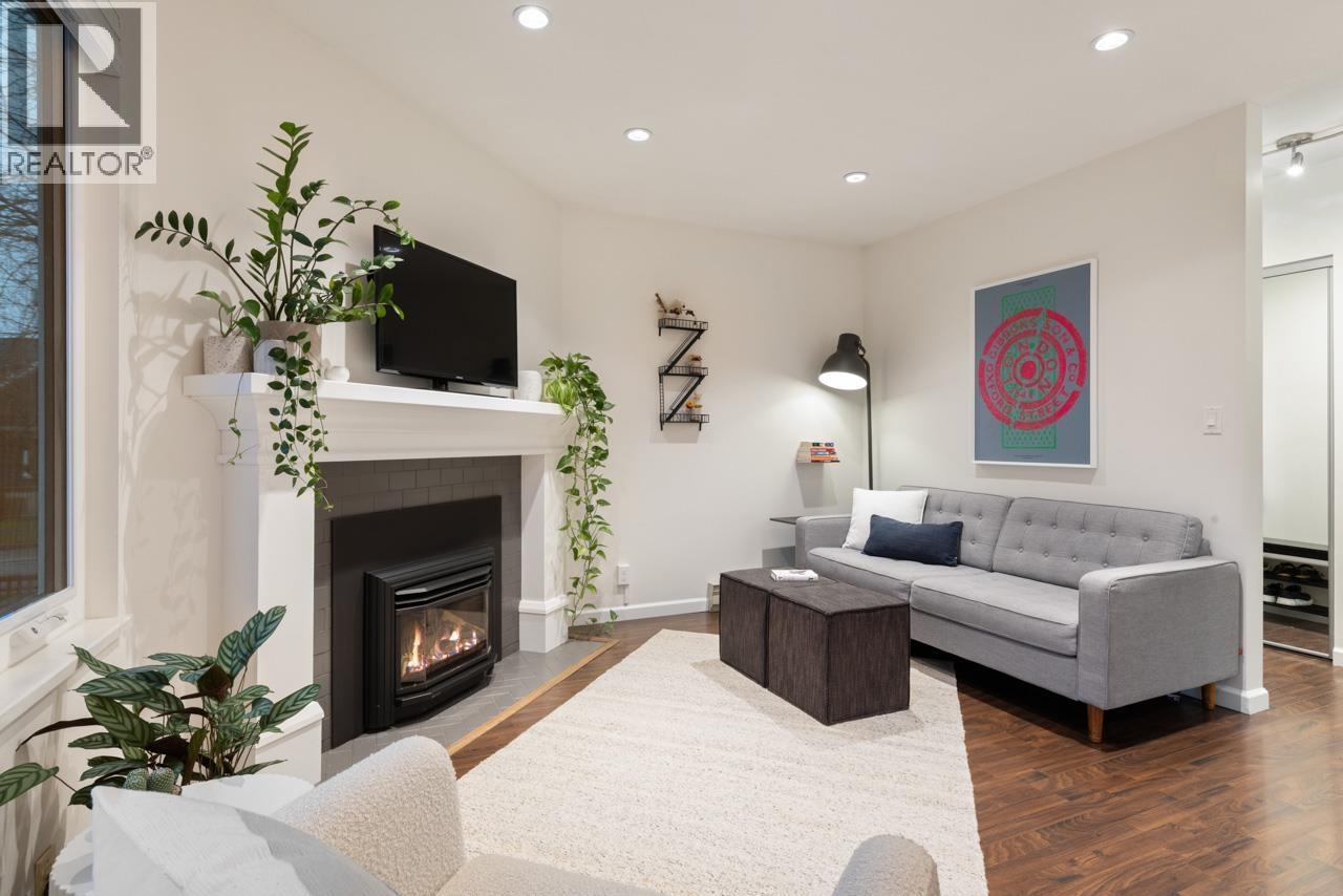 103 W 15th Avenue, Vancouver, British Columbia  V5Y 1X8 - Photo 3 - R3079085