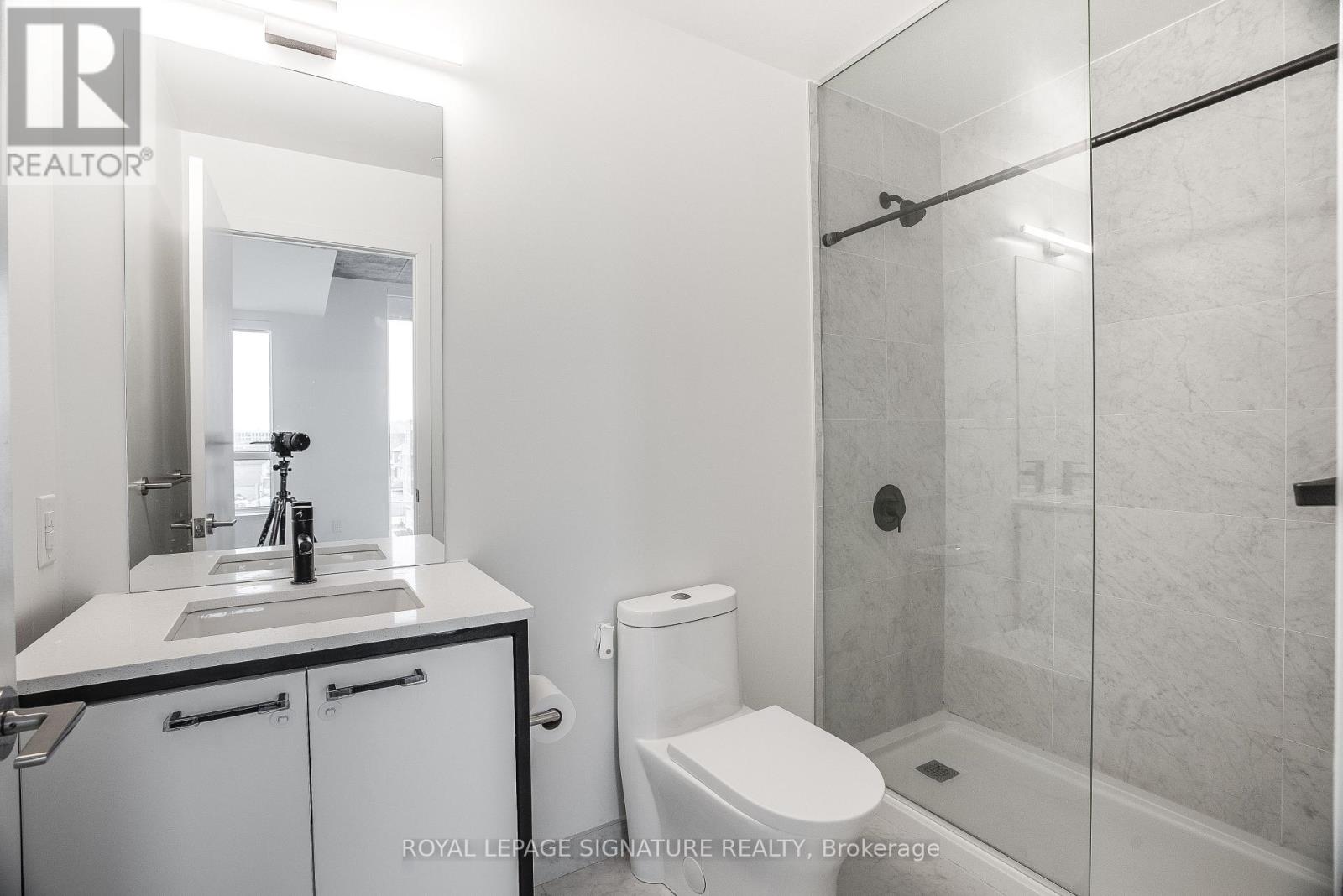 416 - 1808 St Clair Avenue W, Toronto, Ontario  M6N 0C1 - Photo 13 - W12665980