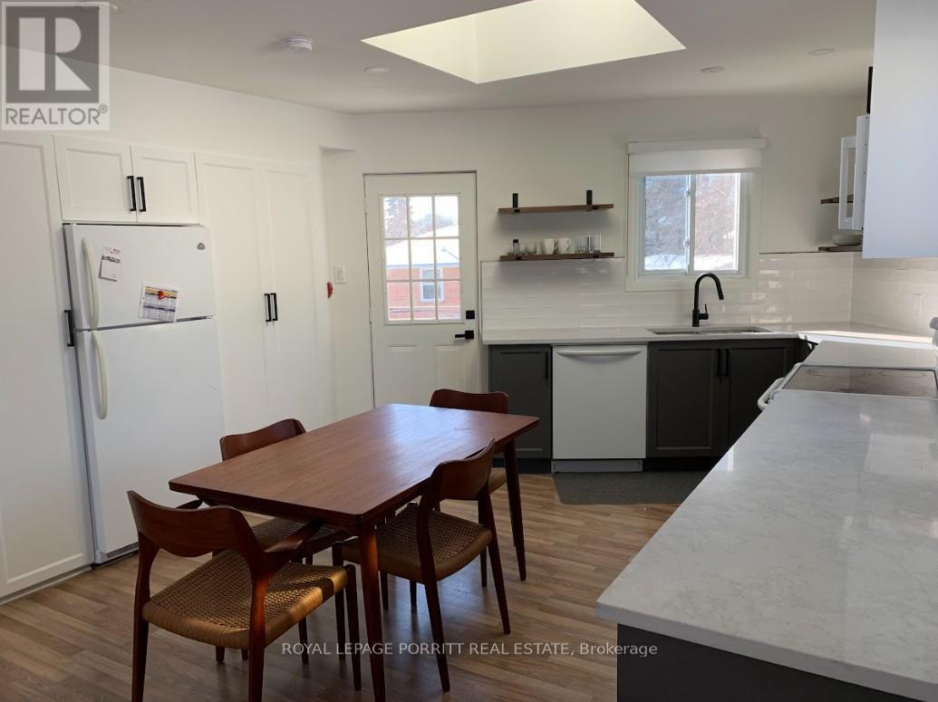 3 - 4 Fortieth Street, Toronto, Ontario  M8W 3M9 - Photo 2 - W12700296