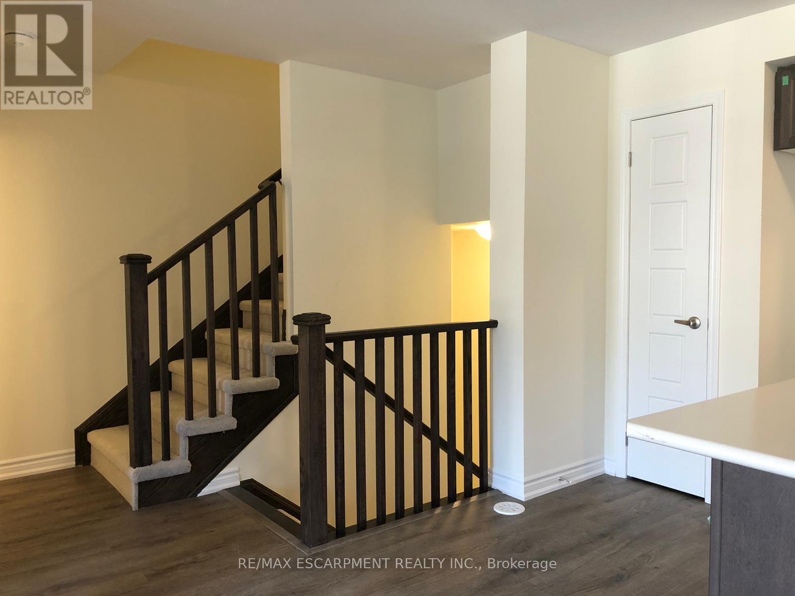 888 Cactus Point, Milton, Ontario  L9E 1R8 - Photo 12 - W12700306