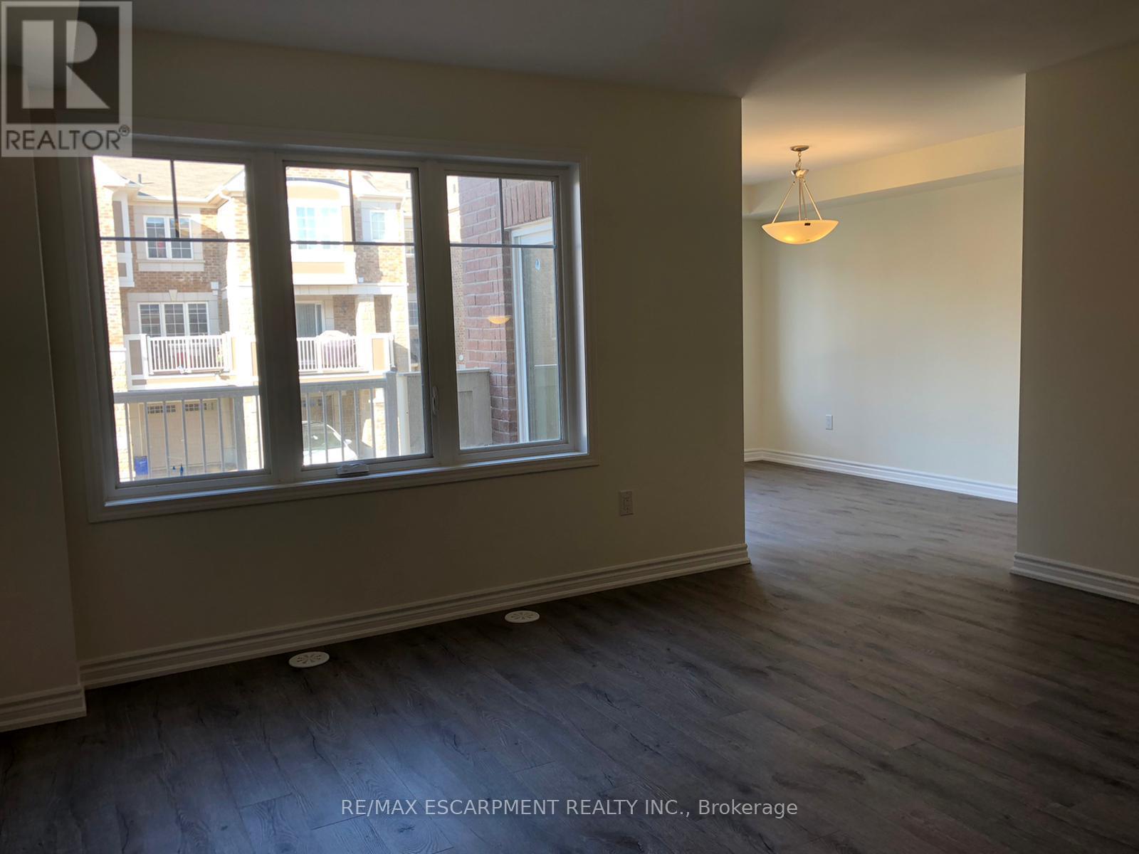 888 Cactus Point, Milton, Ontario  L9E 1R8 - Photo 16 - W12700306