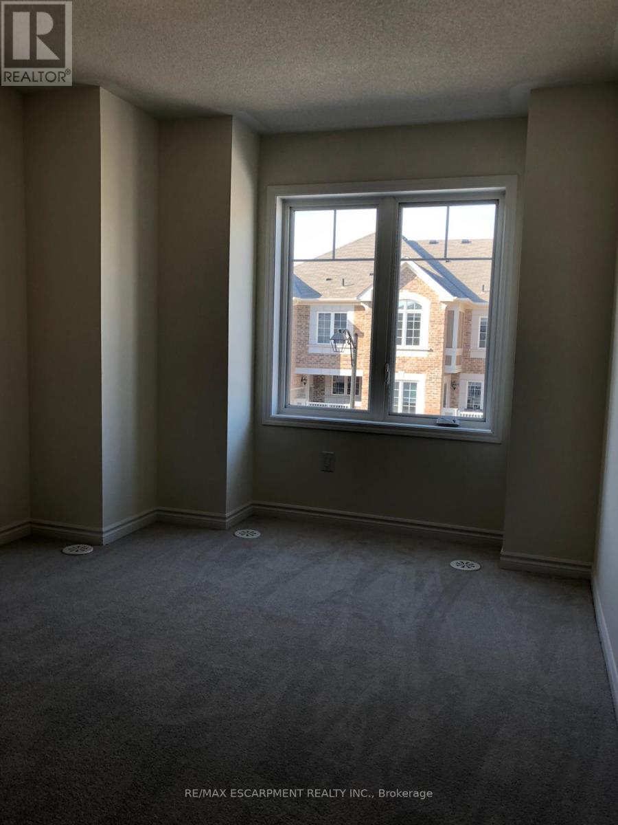 888 Cactus Point, Milton, Ontario  L9E 1R8 - Photo 9 - W12700306