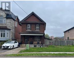 92 HARDING AVENUE, Toronto, Ontario