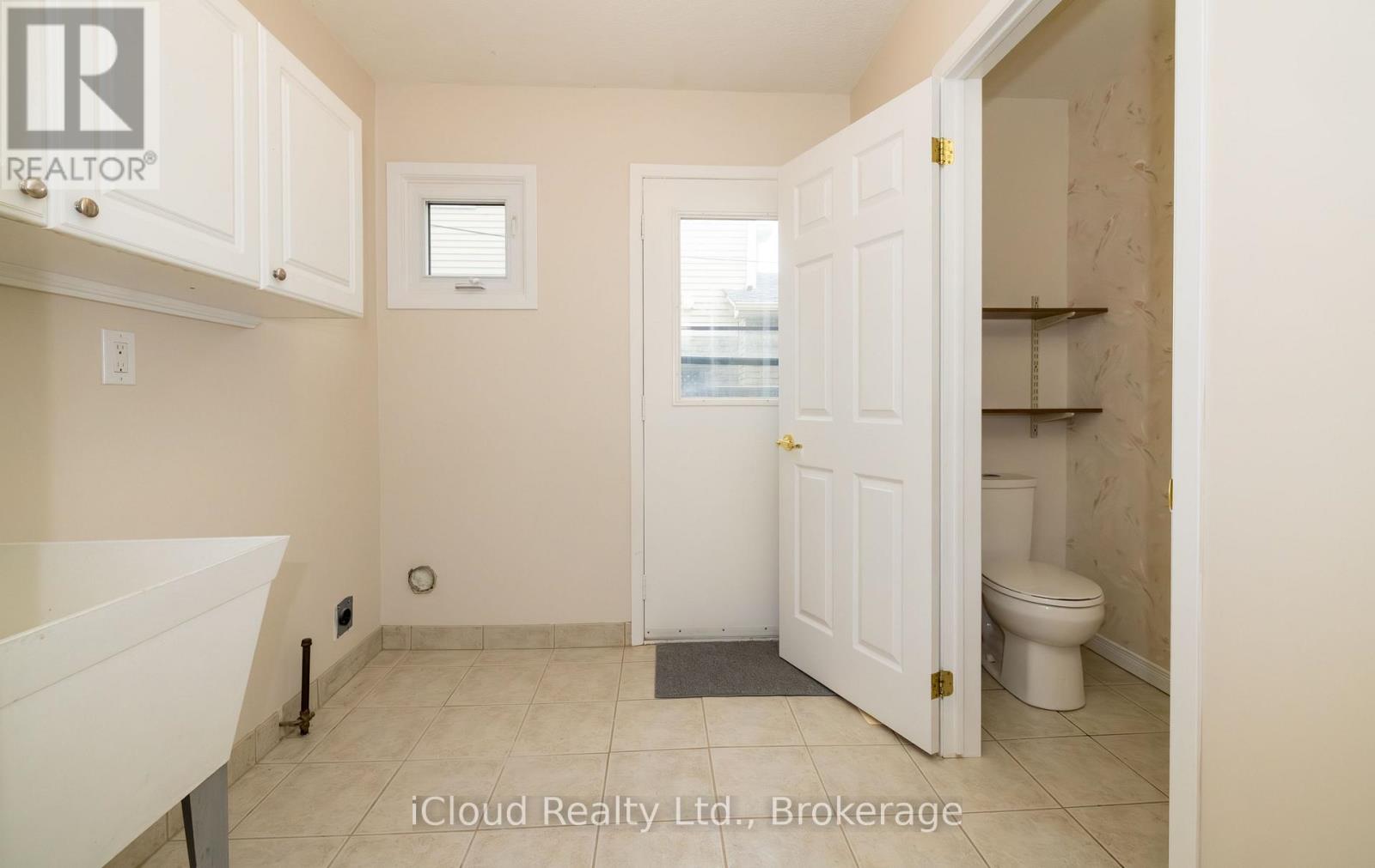 830 Syer Drive, Milton, Ontario  L9T 4E3 - Photo 12 - W12700344