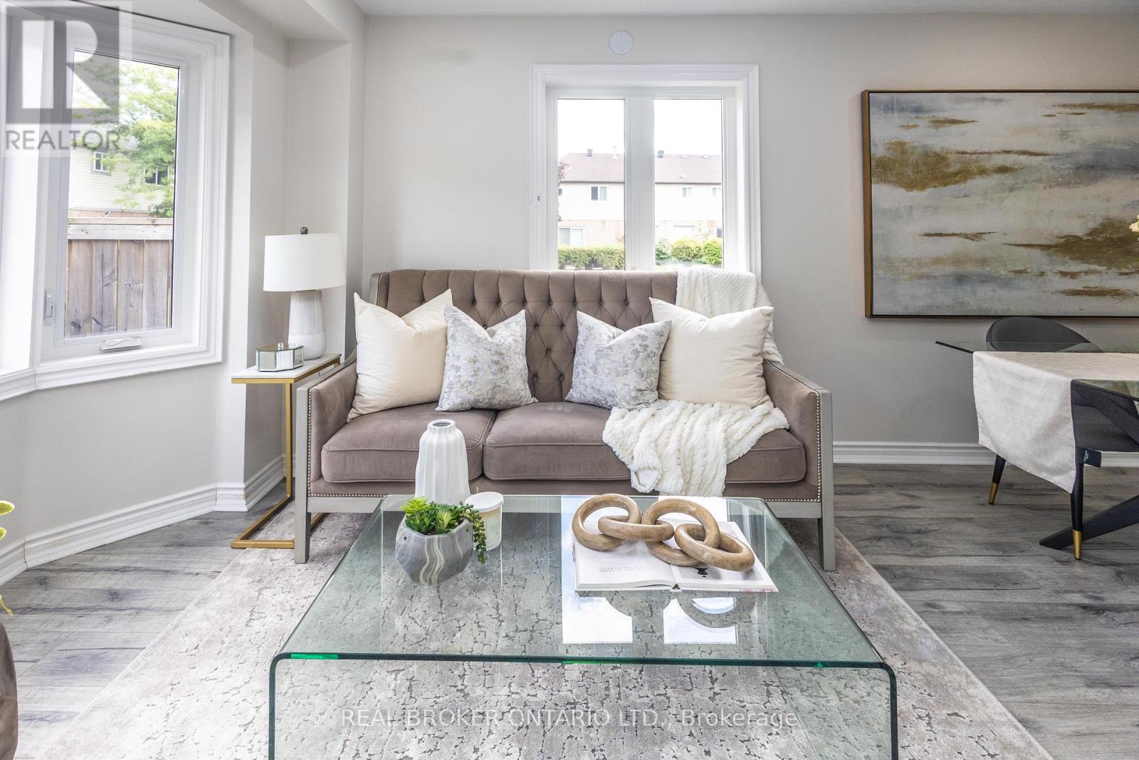 36 - 5255 Guildwood Way, Mississauga, Ontario  L5R 4A7 - Photo 12 - W12700368