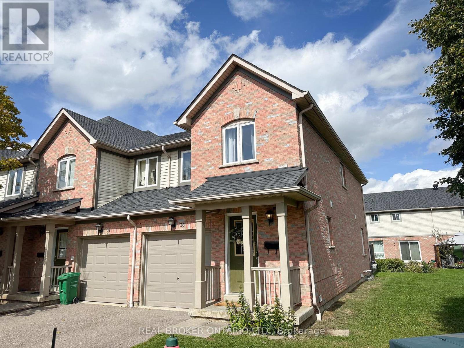 36 - 5255 Guildwood Way, Mississauga, Ontario  L5R 4A7 - Photo 3 - W12700368