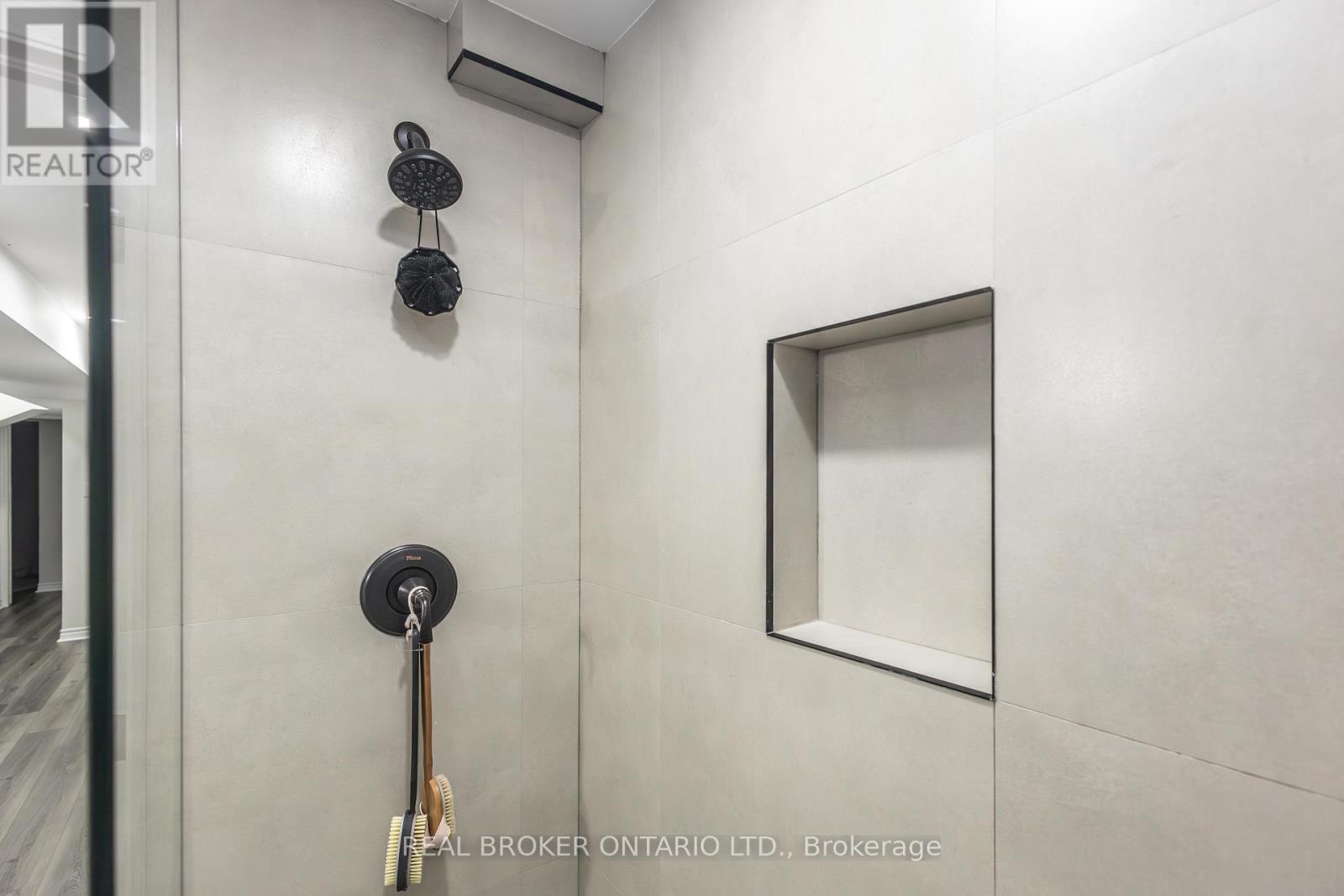 36 - 5255 Guildwood Way, Mississauga, Ontario  L5R 4A7 - Photo 35 - W12700368