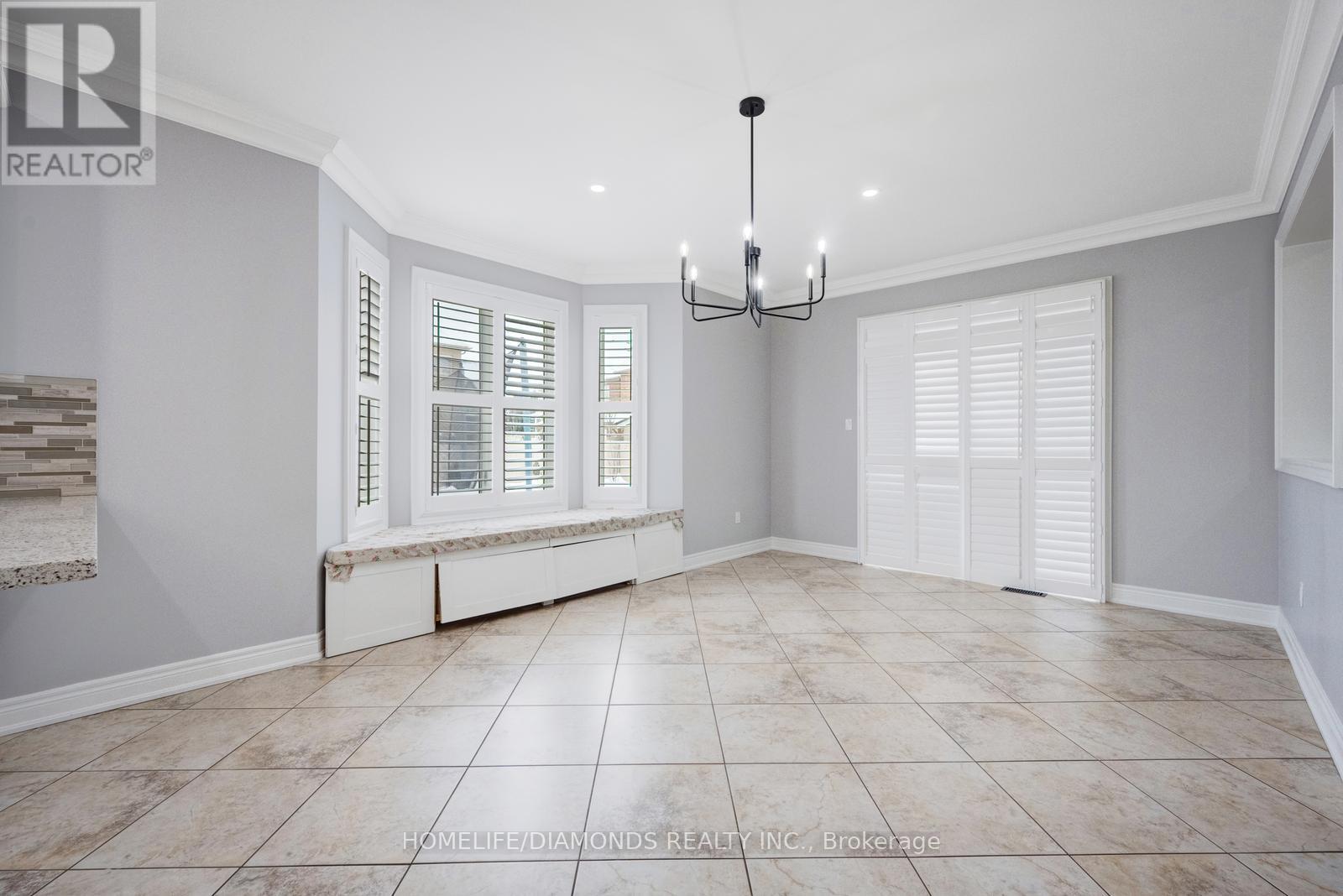 3 Intrigue Trail, Brampton, Ontario  L6X 0W8 - Photo 13 - W12700414