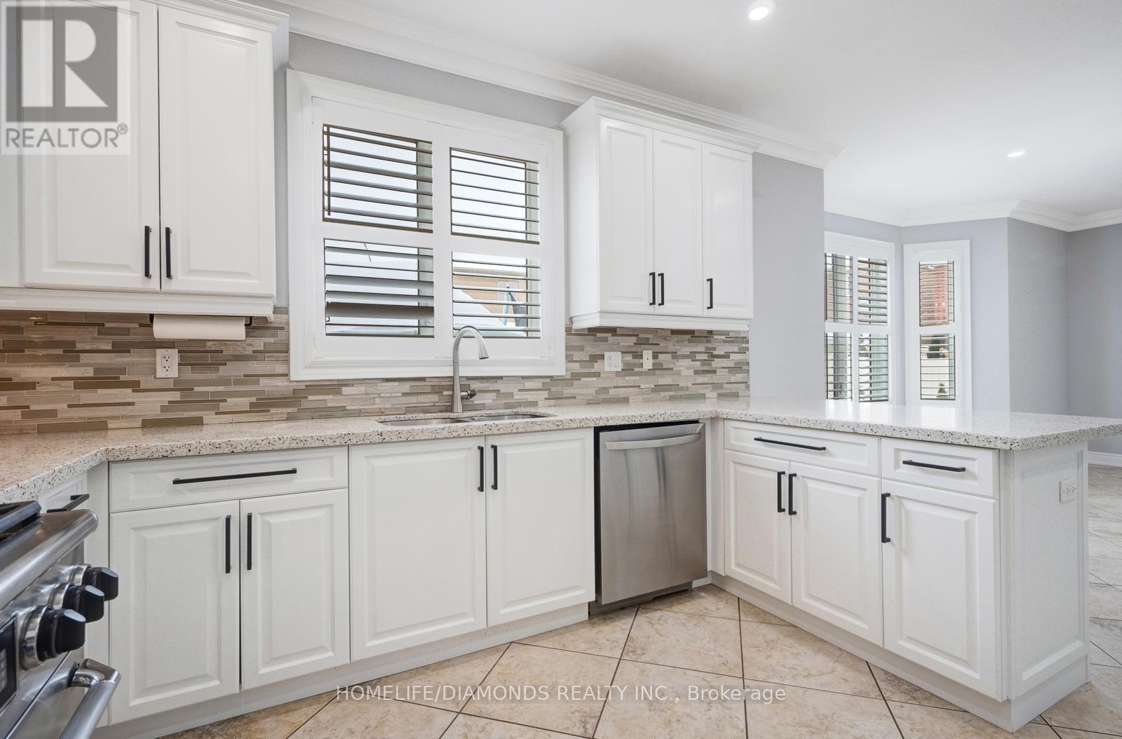 3 Intrigue Trail, Brampton, Ontario  L6X 0W8 - Photo 15 - W12700414