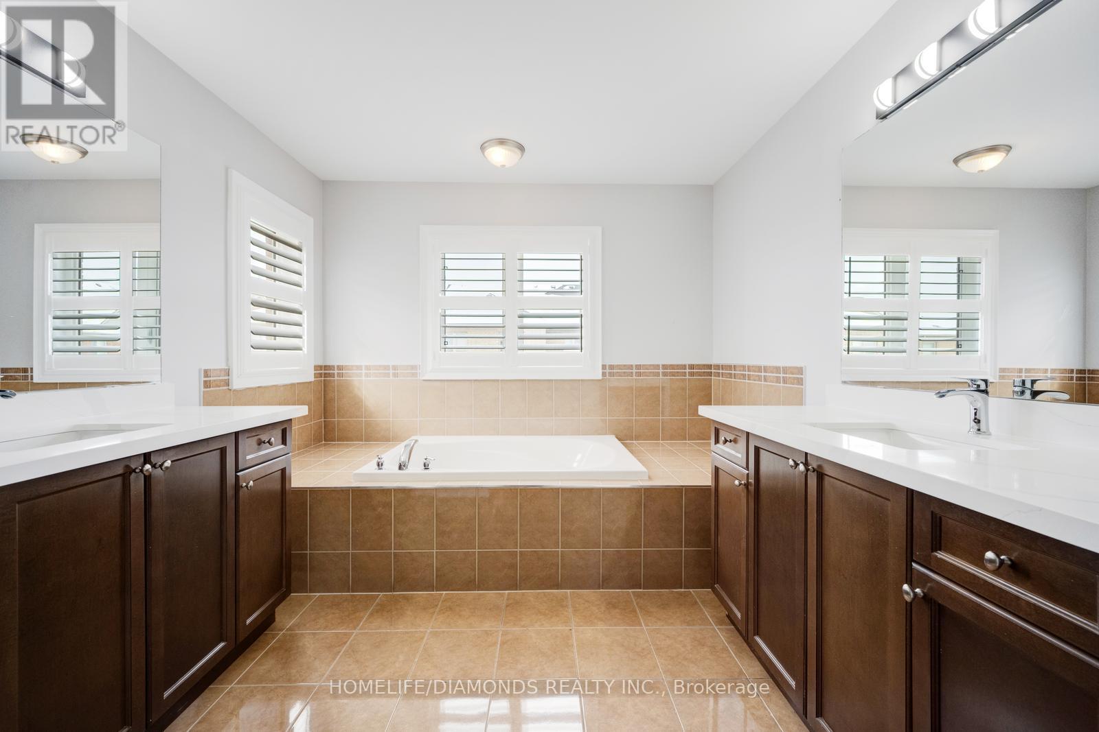 3 Intrigue Trail, Brampton, Ontario  L6X 0W8 - Photo 32 - W12700414