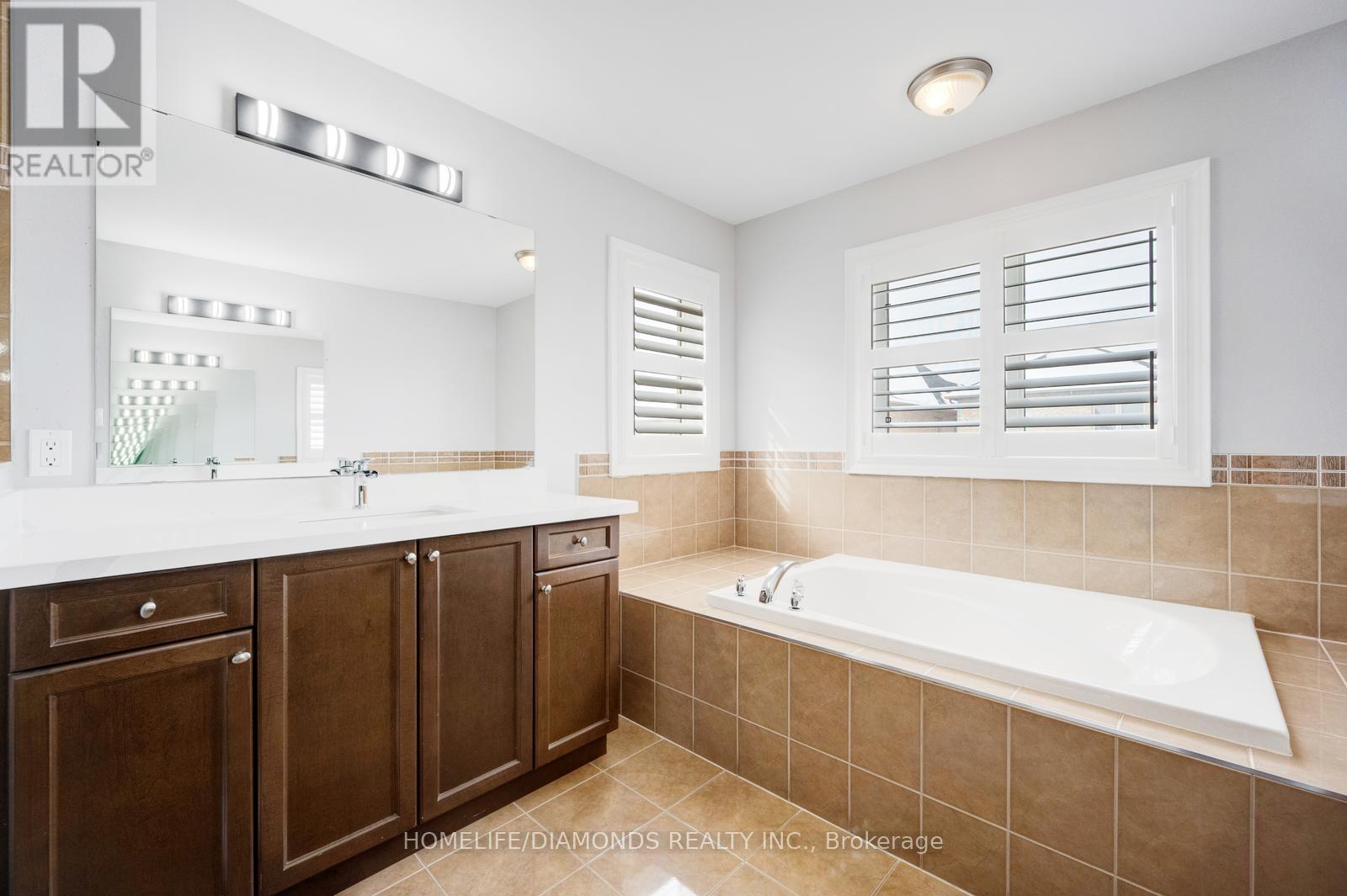 3 Intrigue Trail, Brampton, Ontario  L6X 0W8 - Photo 33 - W12700414