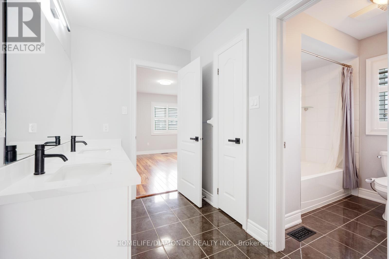 3 Intrigue Trail, Brampton, Ontario  L6X 0W8 - Photo 39 - W12700414