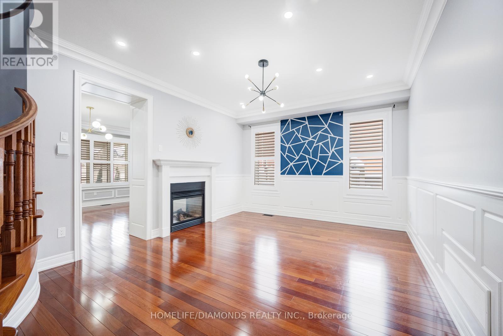 3 Intrigue Trail, Brampton, Ontario  L6X 0W8 - Photo 4 - W12700414