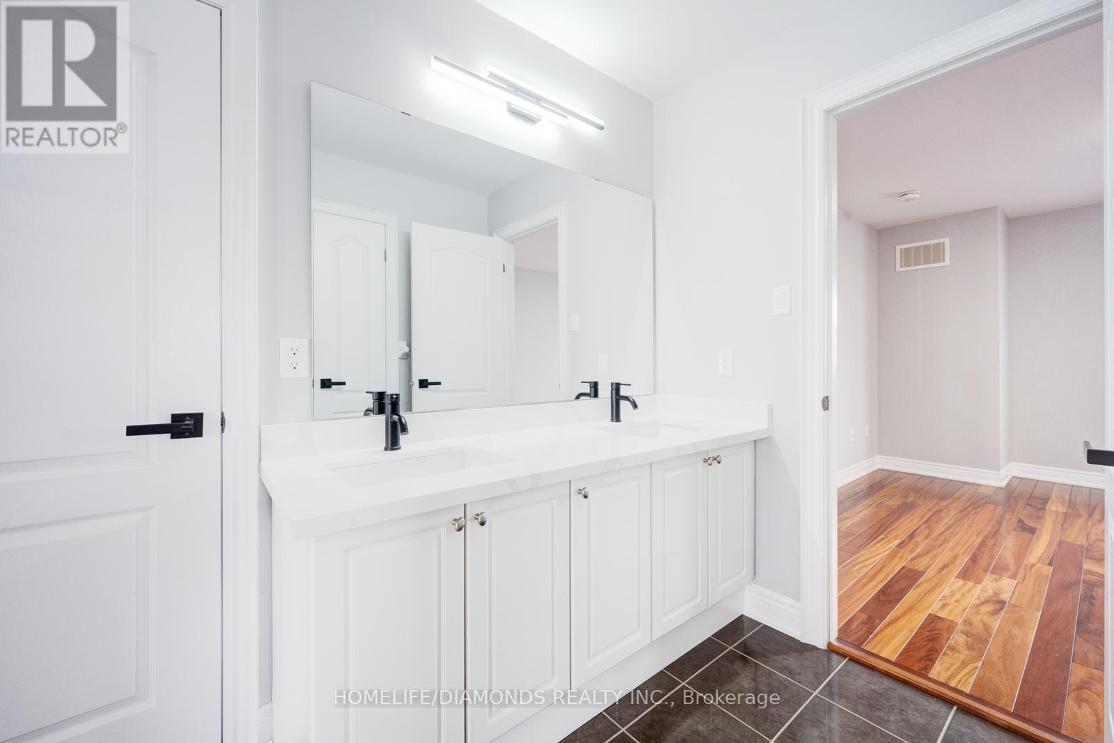 3 Intrigue Trail, Brampton, Ontario  L6X 0W8 - Photo 40 - W12700414