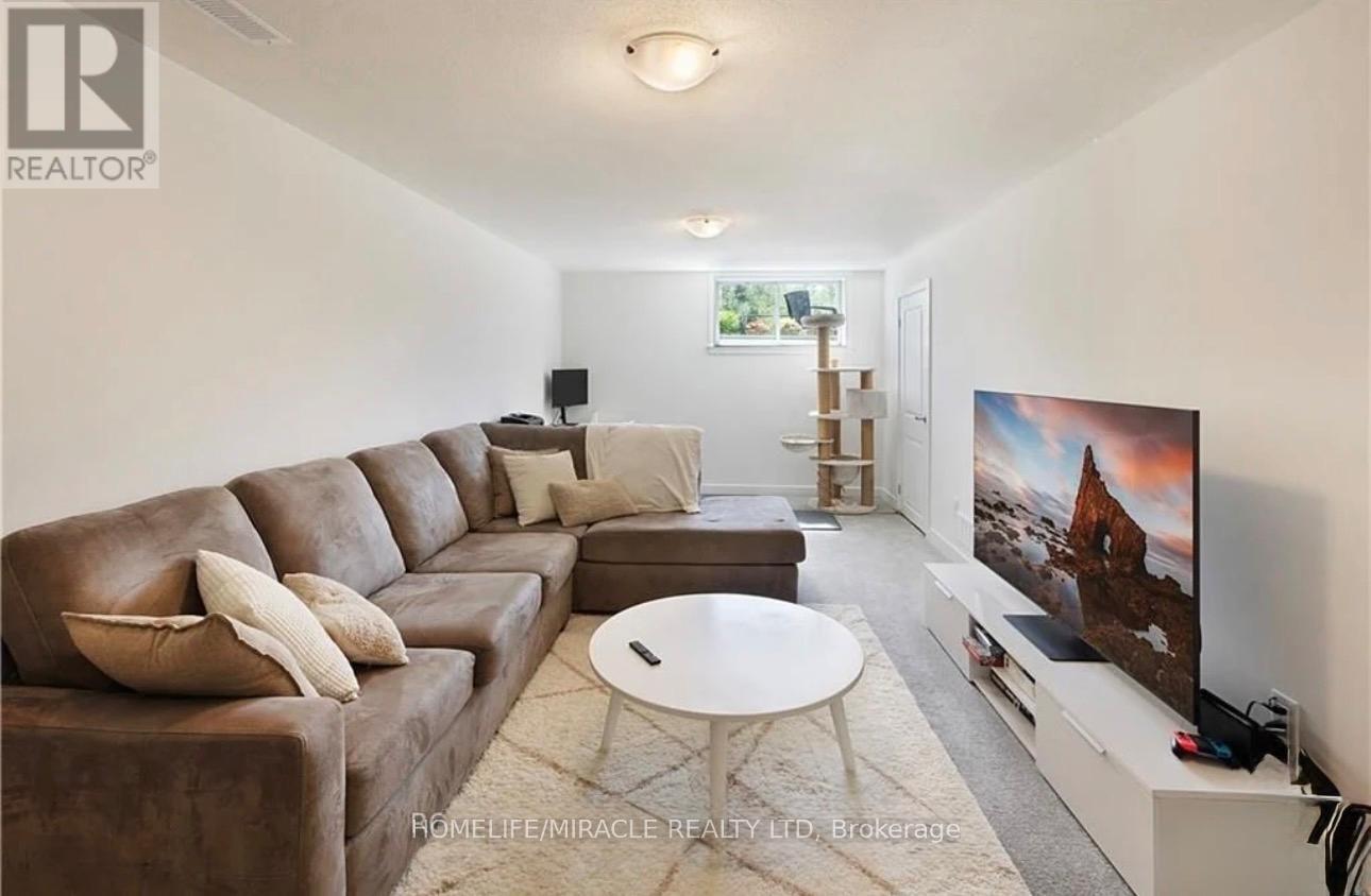 208 Monticello Avenue, Ottawa, Ontario  K2S 0J7 - Photo 11 - X12700270