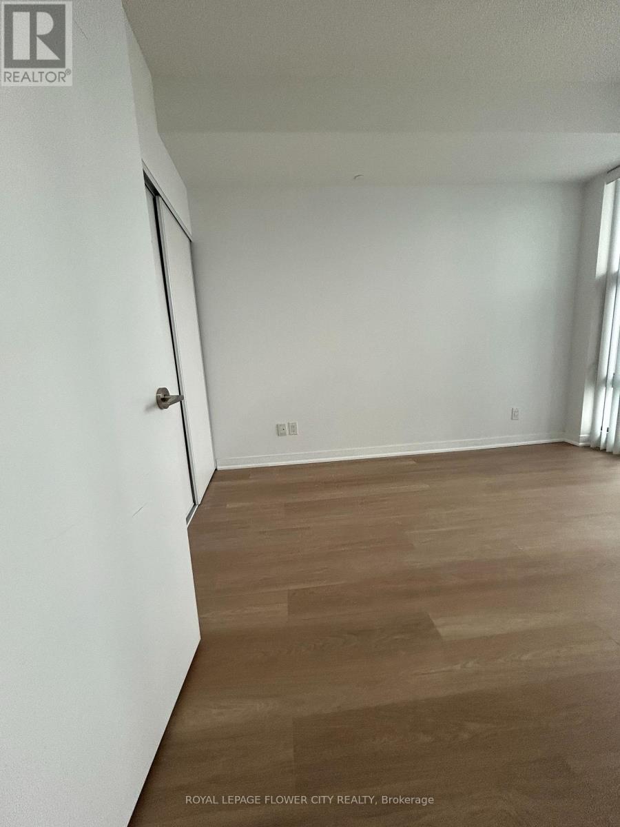 1211 - 85 Duke Street, Kitchener, Ontario  N2H 0B7 - Photo 9 - X12700432