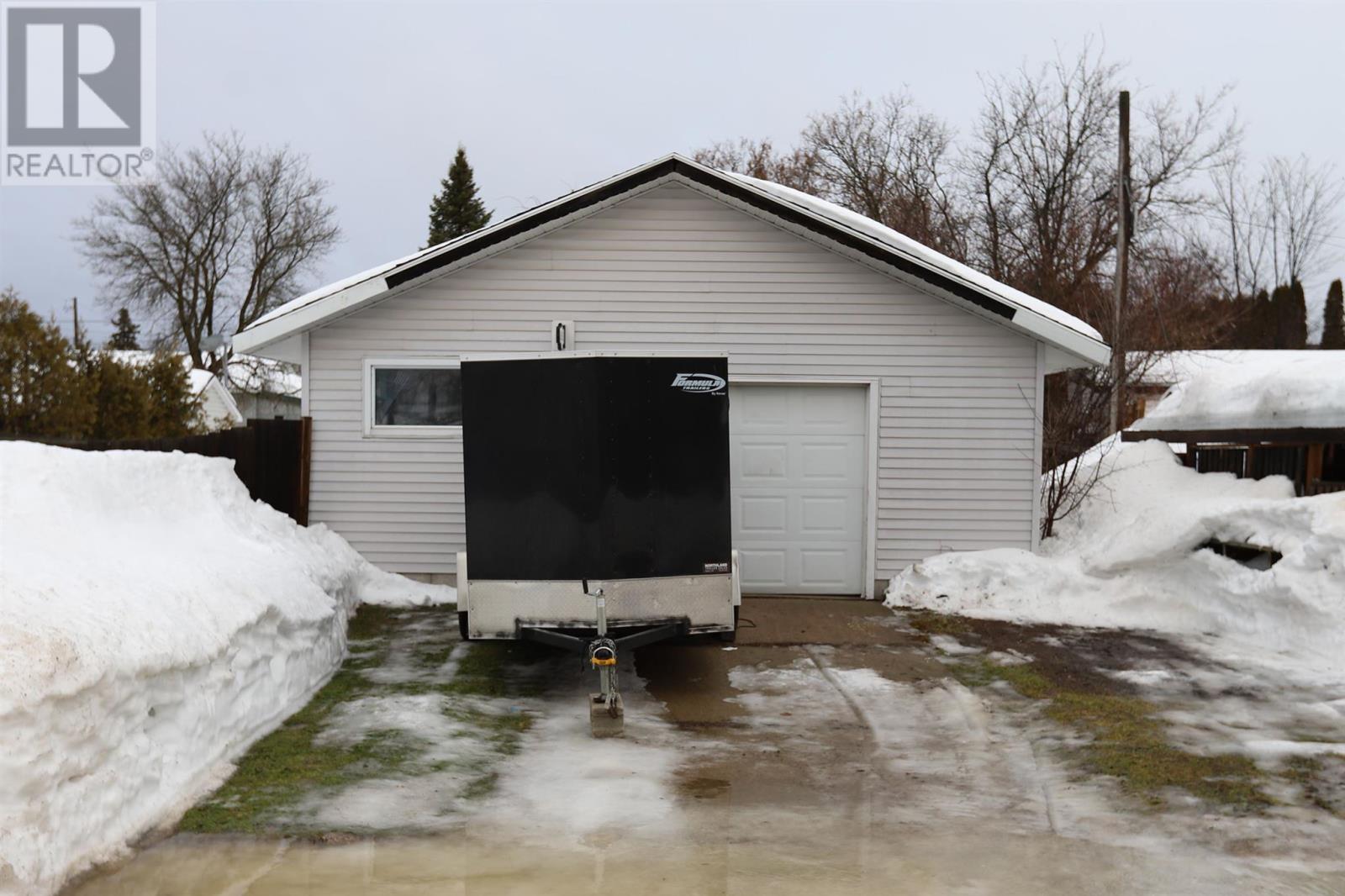 148 Kehoe Ave, Sault Ste. Marie, Ontario  P6C 1M9 - Photo 10 - SM260080