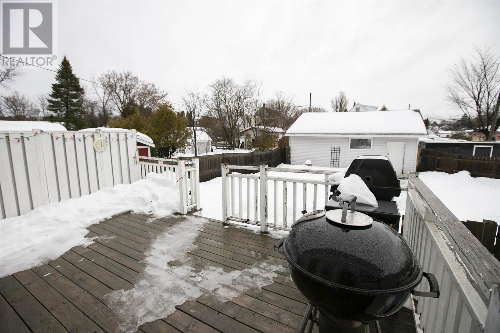 148 Kehoe Ave, Sault Ste. Marie, Ontario  P6C 1M9 - Photo 6 - SM260080