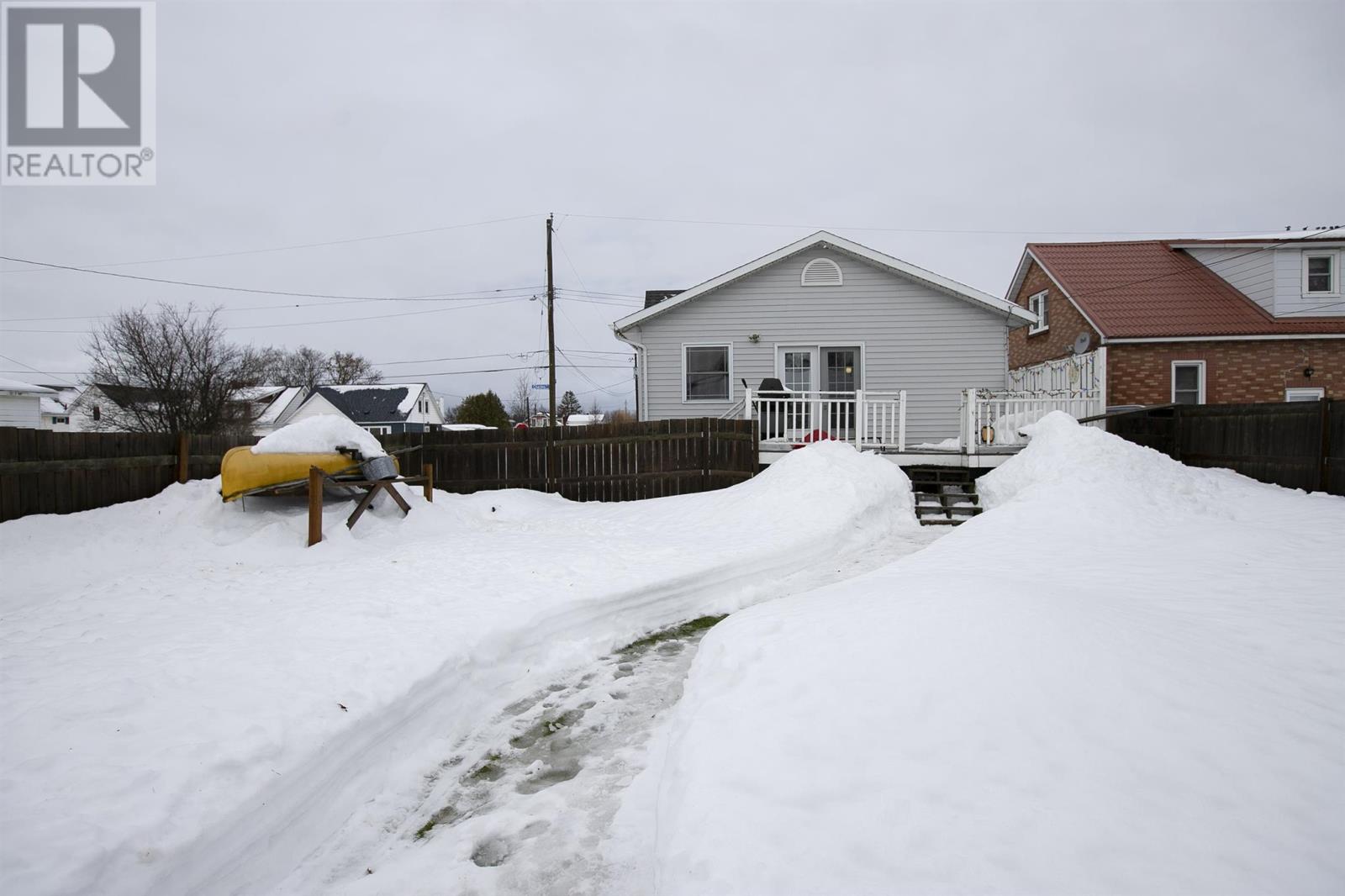 148 Kehoe Ave, Sault Ste. Marie, Ontario  P6C 1M9 - Photo 9 - SM260080