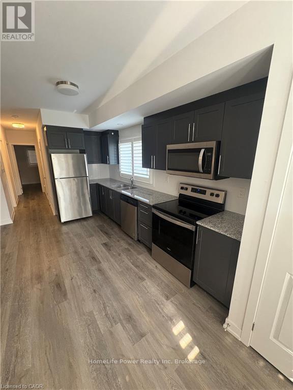 49 - 205 West Oak Trail, Kitchener, Ontario  N2R 0R9 - Photo 3 - X12700552