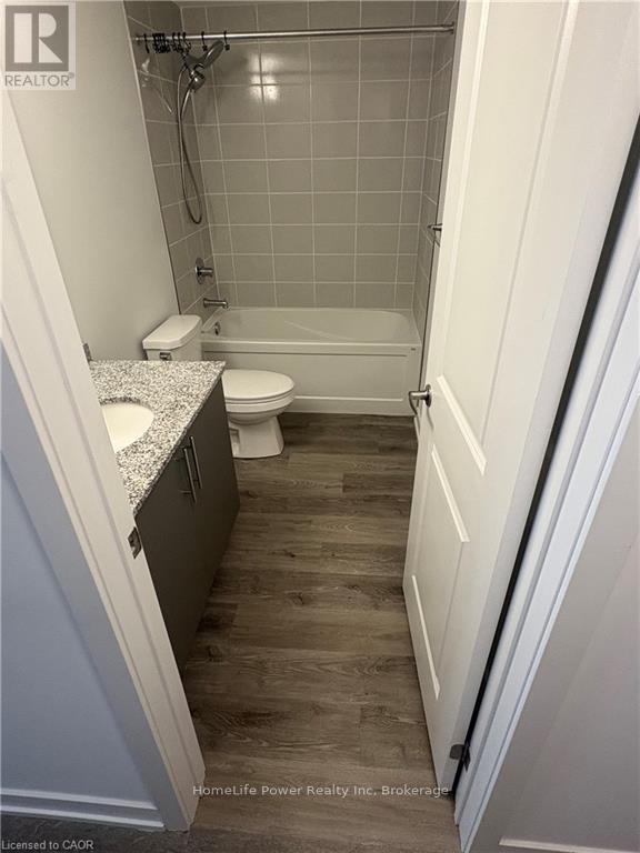 49 - 205 West Oak Trail, Kitchener, Ontario  N2R 0R9 - Photo 4 - X12700552