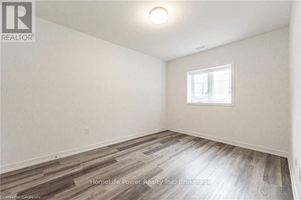 49 - 205 West Oak Trail, Kitchener, Ontario  N2R 0R9 - Photo 6 - X12700552