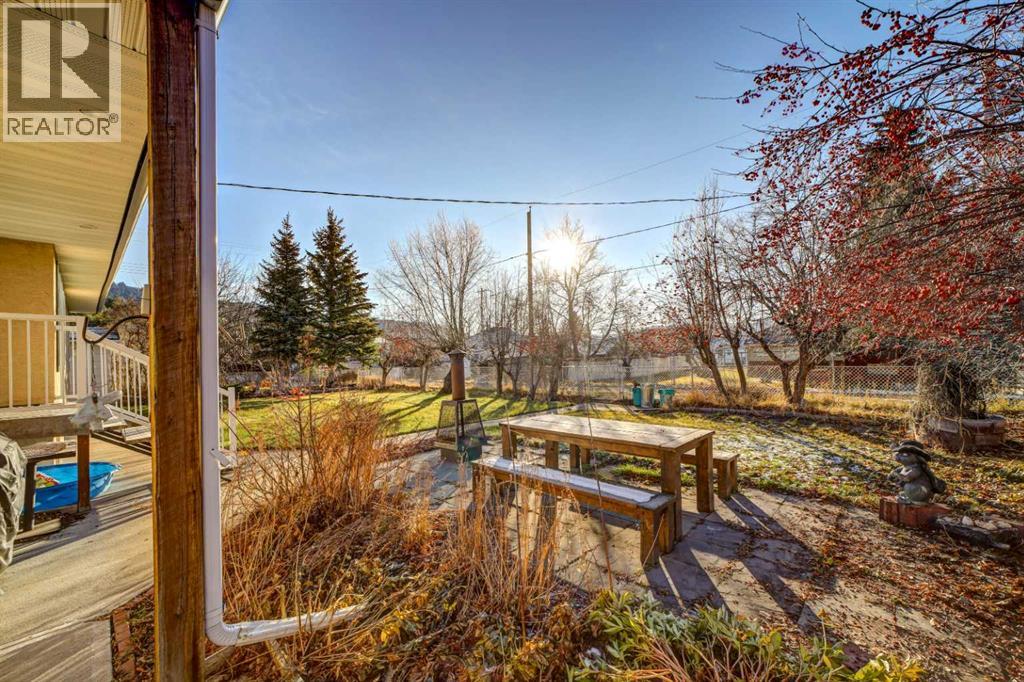 2429 211 Street, Bellevue, Alberta  T0K 0C0 - Photo 6 - A2277787