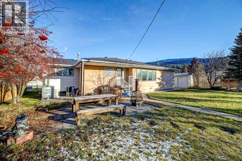 2429 211 Street, Bellevue, Alberta  T0K 0C0 - Photo 8 - A2277787